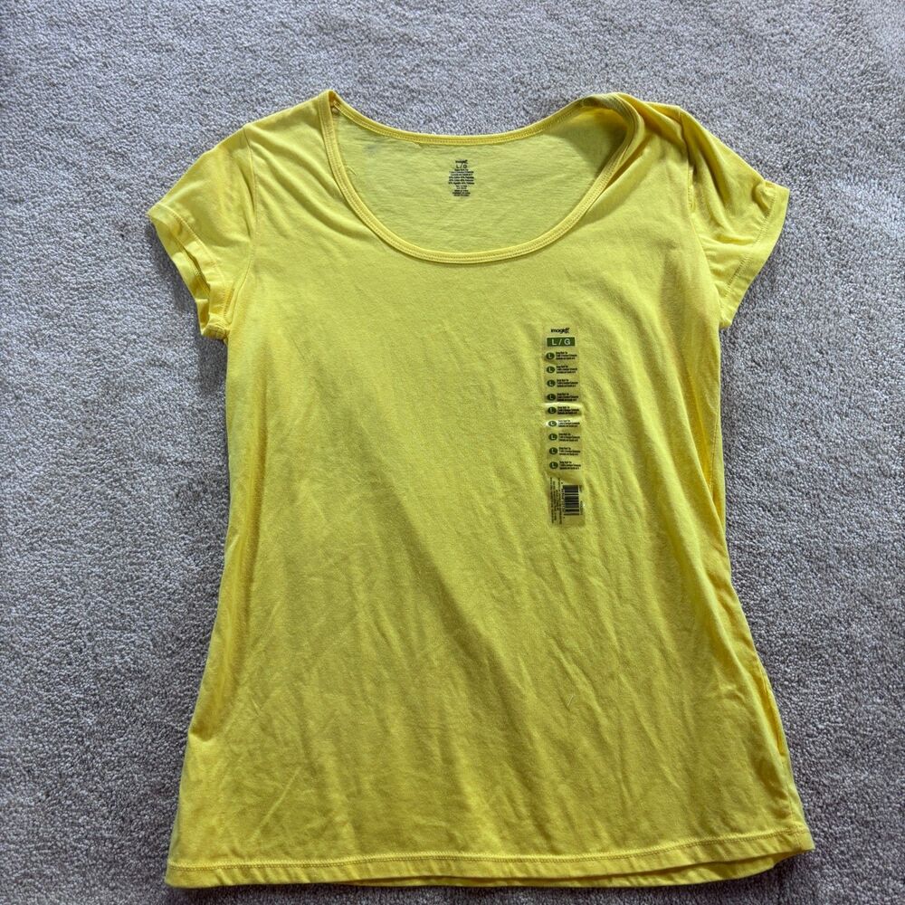 NWT Woman's Imagin8 yellow short sleeve scoop neck t-shirt, Size L
